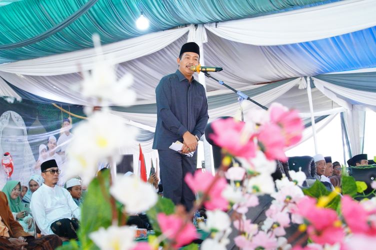 Wabup Muba, Rohman menghadiri acara Haul dan Tasyakuran Keluarga Besar Bapak Sugeng Budiarto bin Thoha Basyirudin.