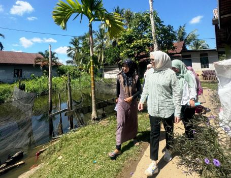 Anggota Komite II Dewan Perwakilan Daerah Republik Indonesia (DPD RI), Hj. Eva Susanti, S.E., M.M.