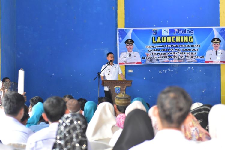 Bupati OKI, H Muchendi ketika memberikan pesan khusus.