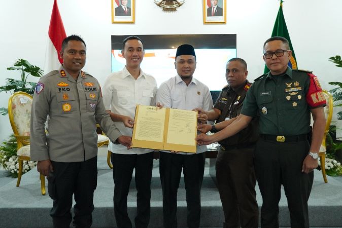 Forum Komunikasi Pimpinan Daerah (Forkopimda) Kabupaten Ogan Komering Ilir (OKI) menetapkan Kesepakatan Bersama terkait pembatasan hiburan masyarakat.