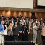 Senator Eva Susanti Berbagi Takjil di Palembang, Sasar Pejalan hingga Ojek Online