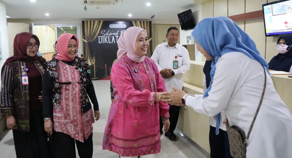 TP PKK Palembang Perkuat Kesadaran Imunisasi, Layanan Imunicare Resmi Hadir di RSMH