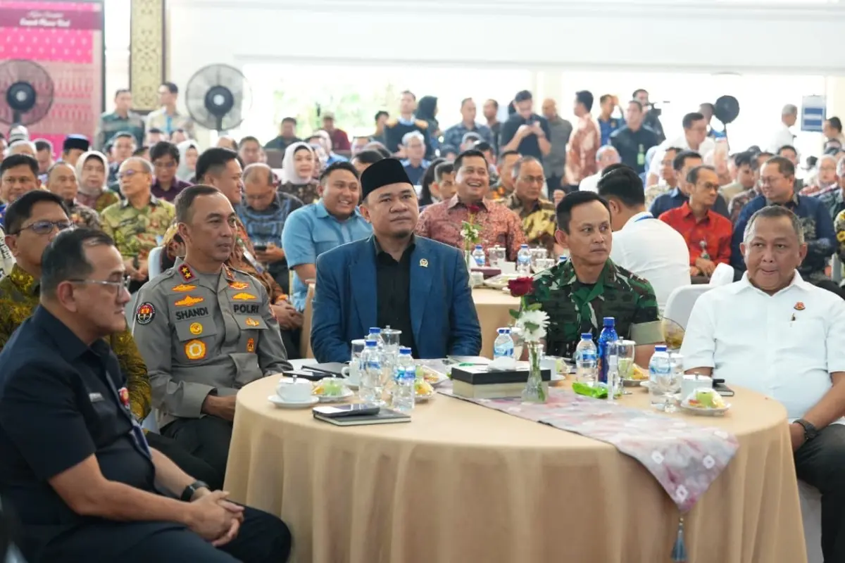 Ketua DPRD Provinsi Sumatera Selatan, Andie Dinialdie menghadiri serah terima lahan Proyek Strategis Nasional (PSN) pembangunan Pelabuhan Tanjung Carat.