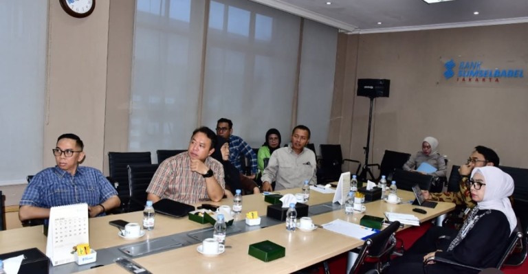 Komisi III DPRD Provinsi Sumatera Selatan melakukan monitoring dan evaluasi kinerja Bank Sumsel Babel Cabang Jakarta.