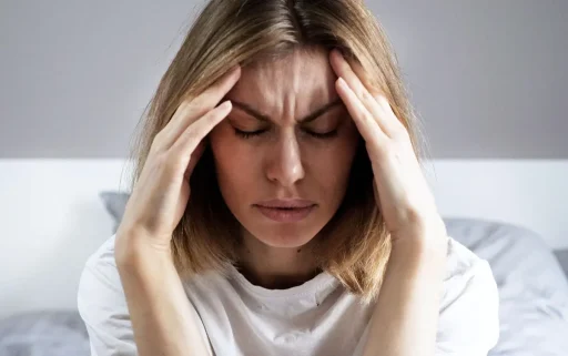 Benarkah Hubungan Bisa Meredakan Migrain? Simak Fakta Medis yang Perlu Diketahui
