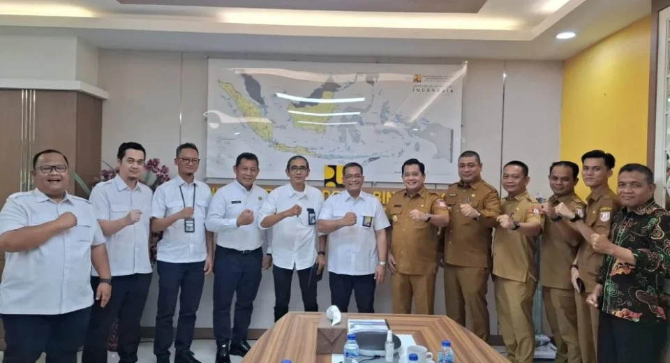 Foto bersama Bupati Banyuasin, Dr. H. Askolani, SH MH.
