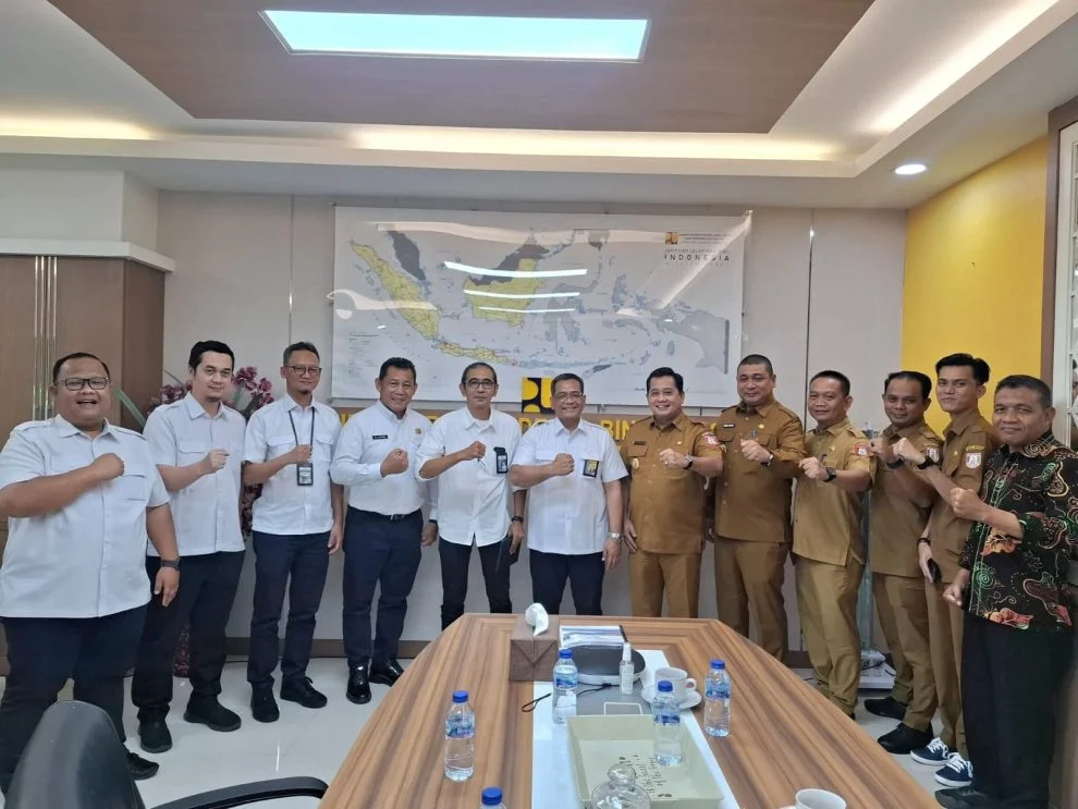 Foto bersama Bupati Banyuasin, Dr. H. Askolani, SH MH.