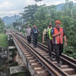 Cari tahu 7 Cara Mengecilkan Pori-Pori Wajah Secara Alami, Kulit Lebih Halus dan Bebas Komedo