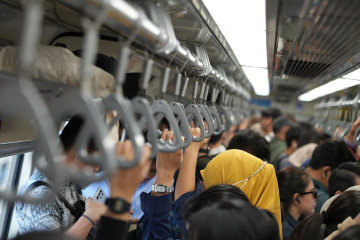 LRT Jabodebek Tambah Kapasitas