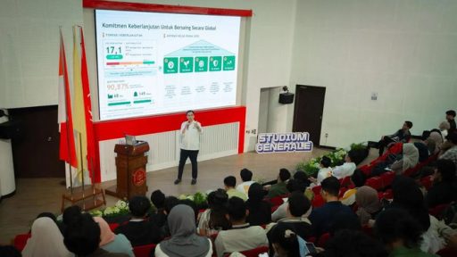 Studium Generale bertema Membangun Masa Depan Sektor Perkebunan Indonesia Inovasi, Talenta Muda, dan Keberlanjutan di IPB University