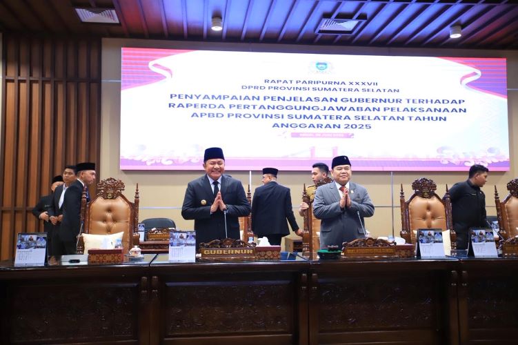Rapat Paripurna XXXVII DPRD Sumsel dengan agenda Penyampaian Penjelasan Gubernur terhadap Rancangan Peraturan Daerah (Raperda) Pertanggungjawaban Pelaksanaan APBD Tahun Anggaran 2025.