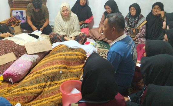 Bangun dari Koma Kecelakaan Maut di Tol, Siswi Lahat Azikra Harus Terima Kenyataan Ibu dan Tiga Keluarganya Telah Tiada