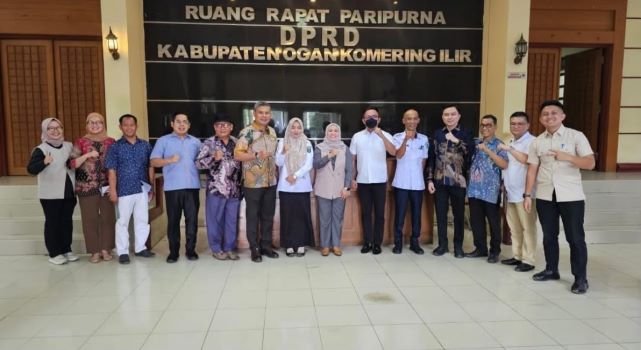 Komisi II DPRD Provinsi Sumatera Selatan melakukan kunjungan kerja ke DPRD Kabupaten Ogan Komering Ilir (OKI).