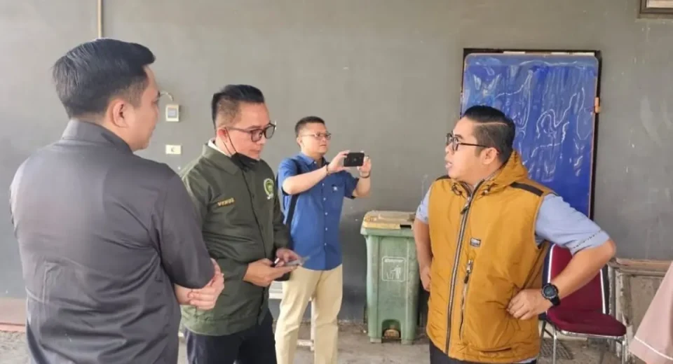 Komisi II Dewan Perwakilan Rakyat Daerah (DPRD) Provinsi Sumatera Selatan melakukan kunjungan kerja ke Rumah Pemotongan Hewan (RPH) milik PT Bina Hilir Utama Niaga.