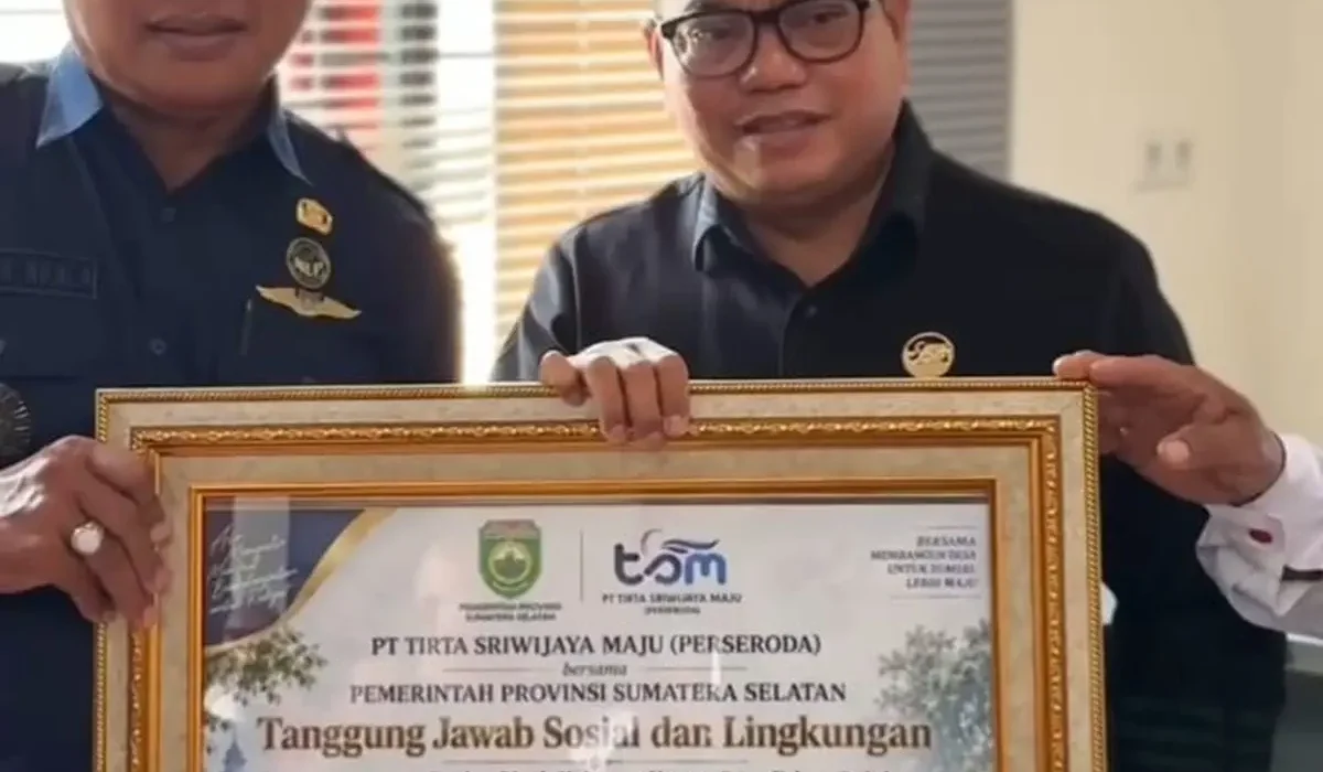 Warga Talang Buluh Gelar Tasyakuran, Bantuan TJSL PT TSM Percantik Halaman Kantor Desa