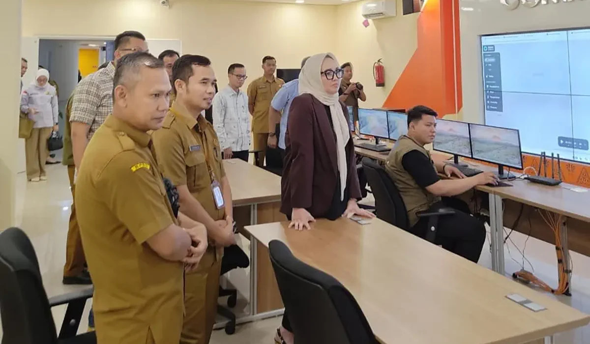Reses ke BPBD Sumsel, Senator Hj Eva Susanti Dorong Penguatan Regulasi Penanganan Karhutla